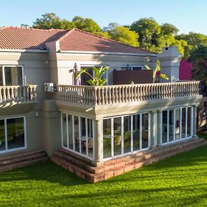 1945 On Kloof Guesthouse